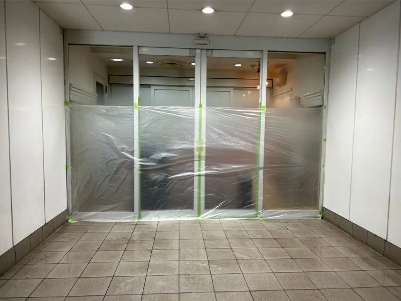 店舗敷地全域清掃｜高圧洗浄・ポリッシャーの施工写真 5