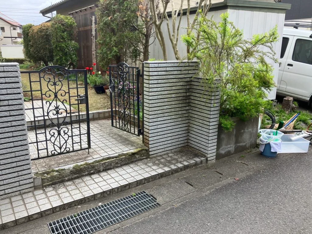 高圧洗浄｜H様邸の施工事例の施工前 1